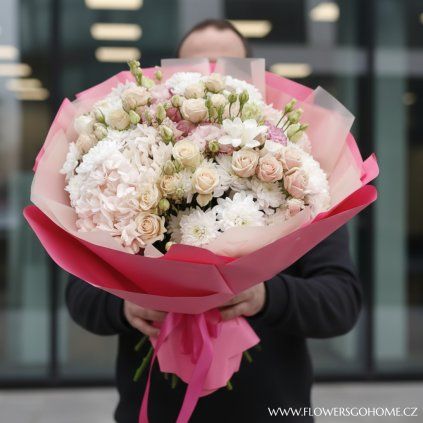 Kytice Pudrová romance k Valentýnu